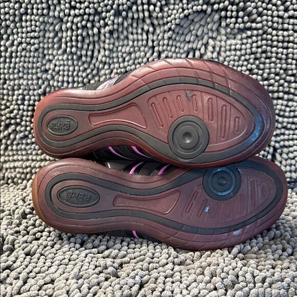 Ryka Women's Black and Purple Athletic Shoes - Picture 5 of 9